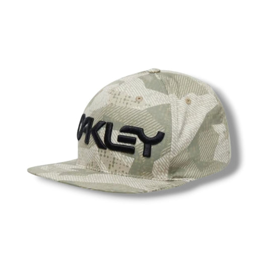 Gorra OAKLEY embossed camo plana