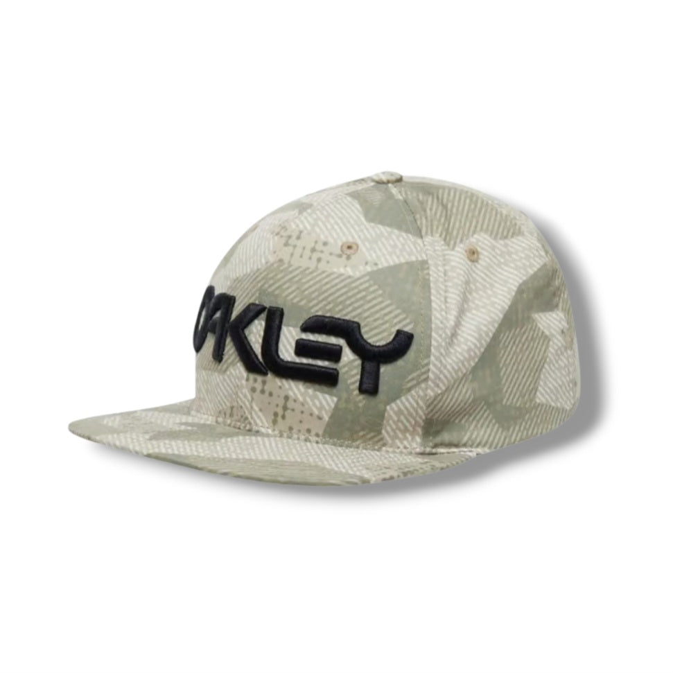 Gorra OAKLEY embossed camo plana